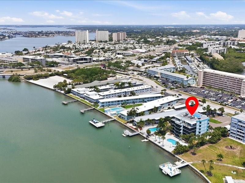 HEMINGWAY CONDO THE - Residential