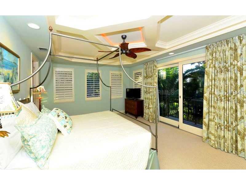 LONGBOAT KEY - Residential