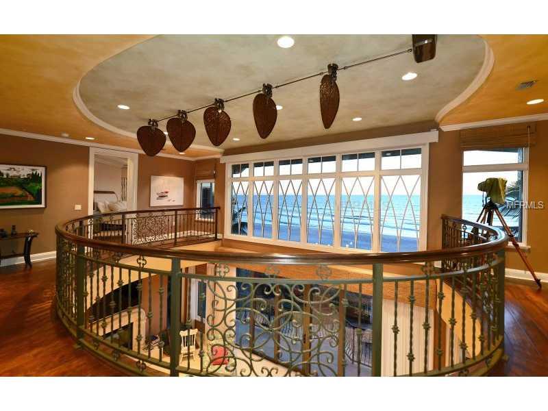 LONGBOAT KEY - Residential