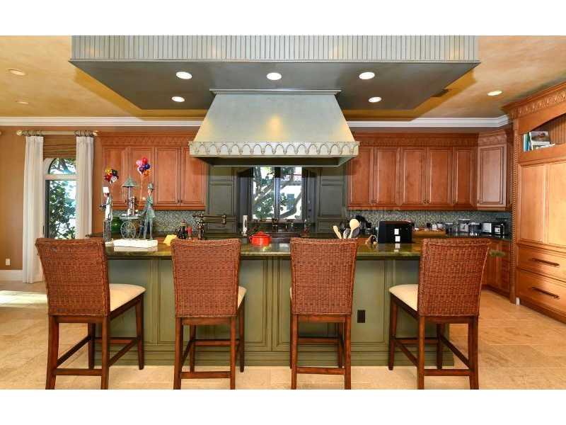 LONGBOAT KEY - Residential