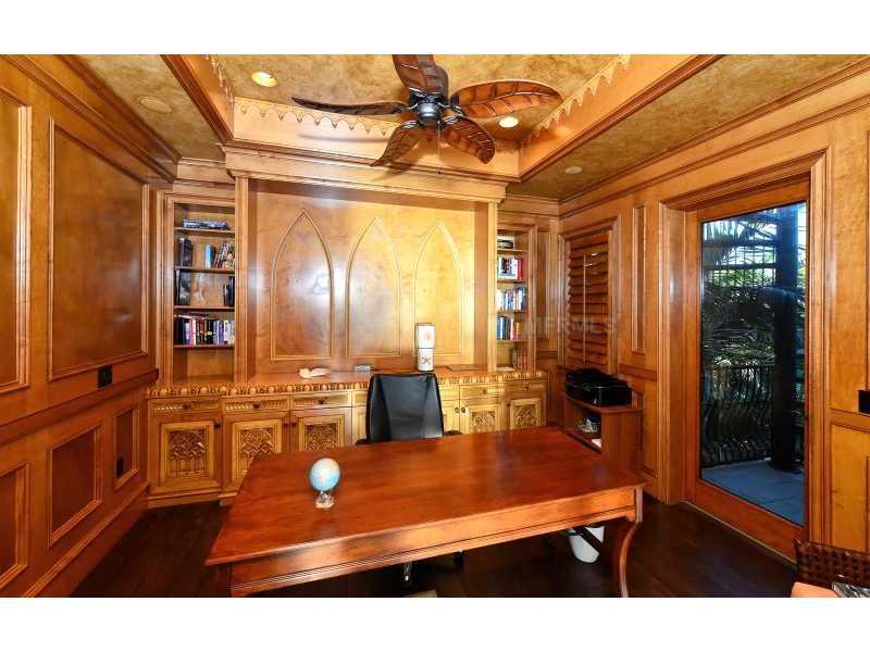 LONGBOAT KEY - Residential