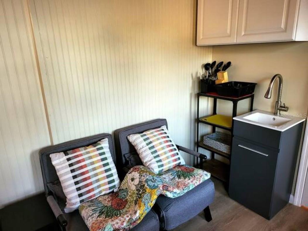 GARDEN MANOR SEC 1 - Residential Lease