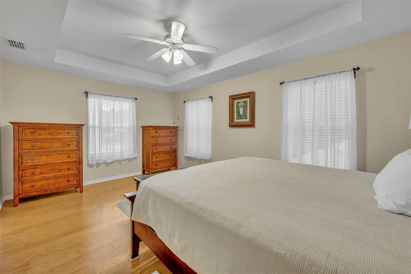 CELEBRATION ROSEVILLE CORNER - Residential