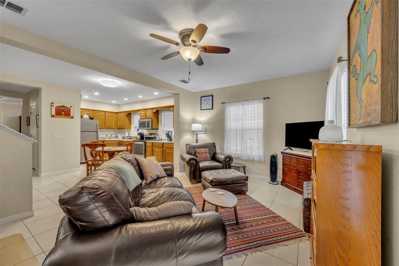 CELEBRATION ROSEVILLE CORNER - Residential