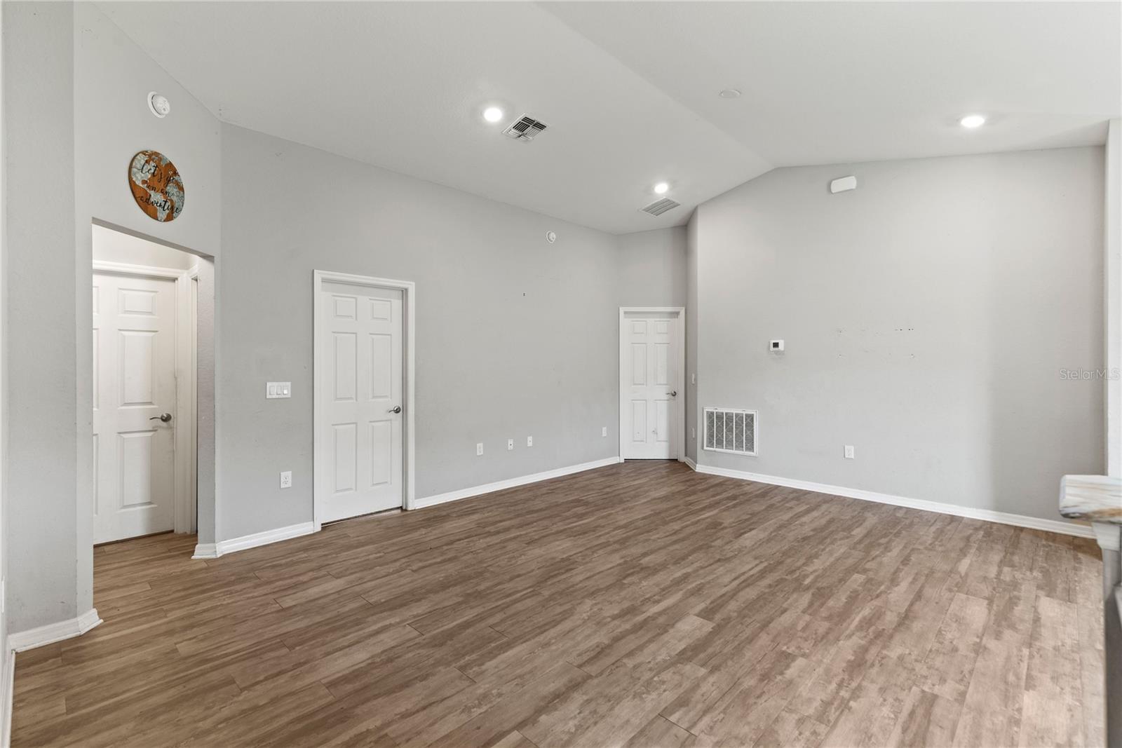 LAKES TR 5 - Residential