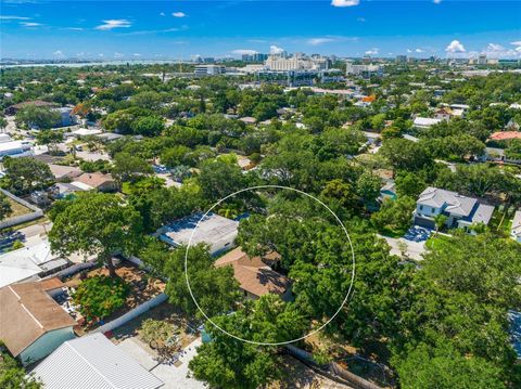 A home in SARASOTA