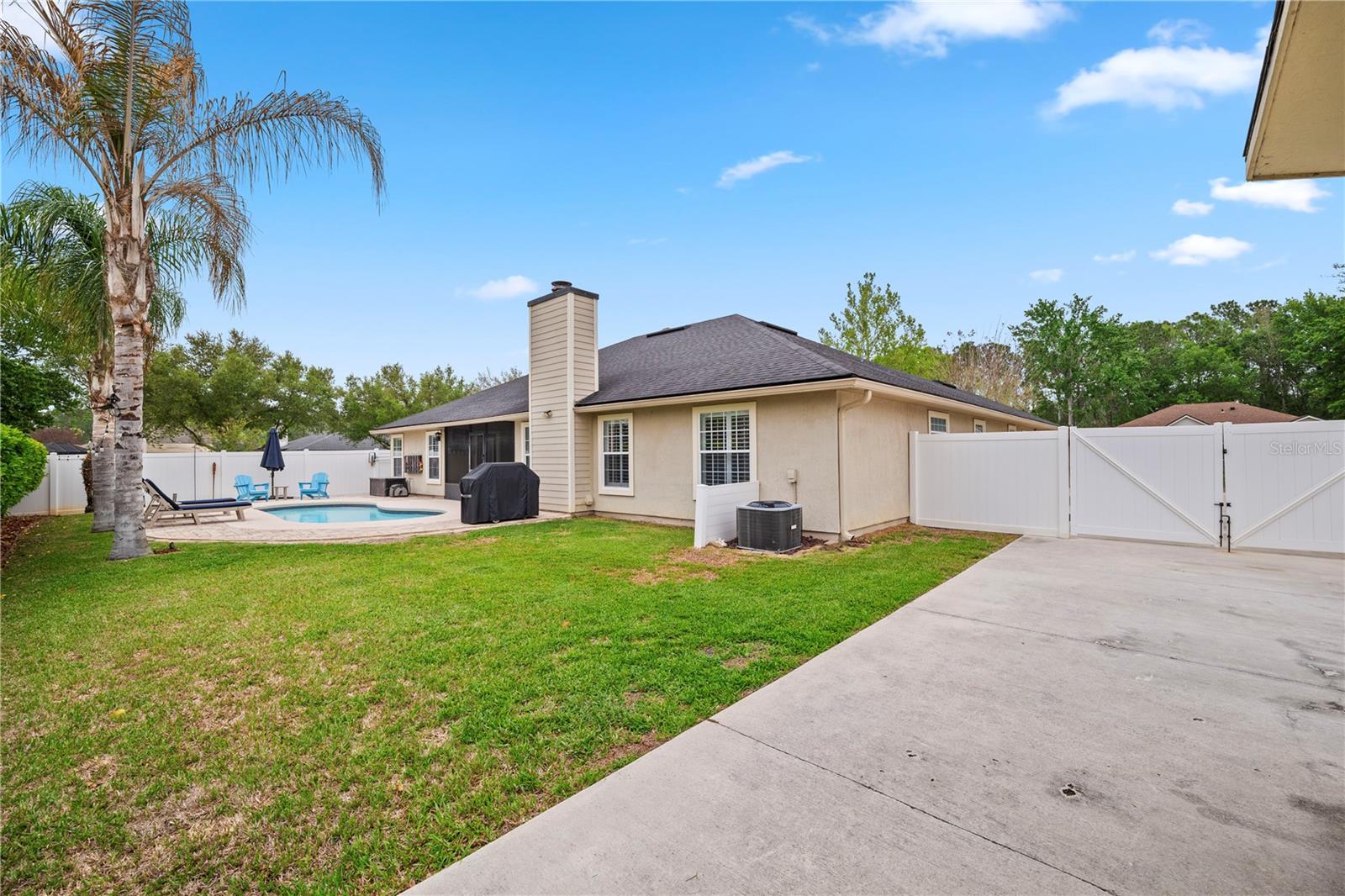 VILLAGES/FIRESIDE - Residential