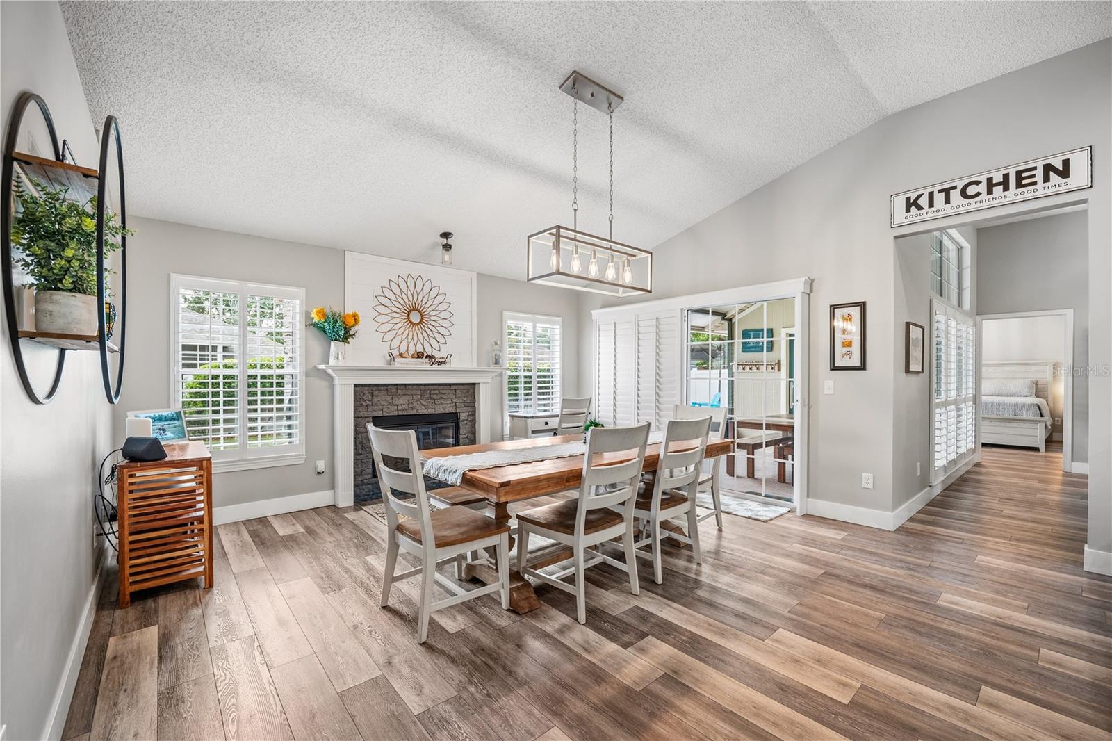 VILLAGES/FIRESIDE - Residential