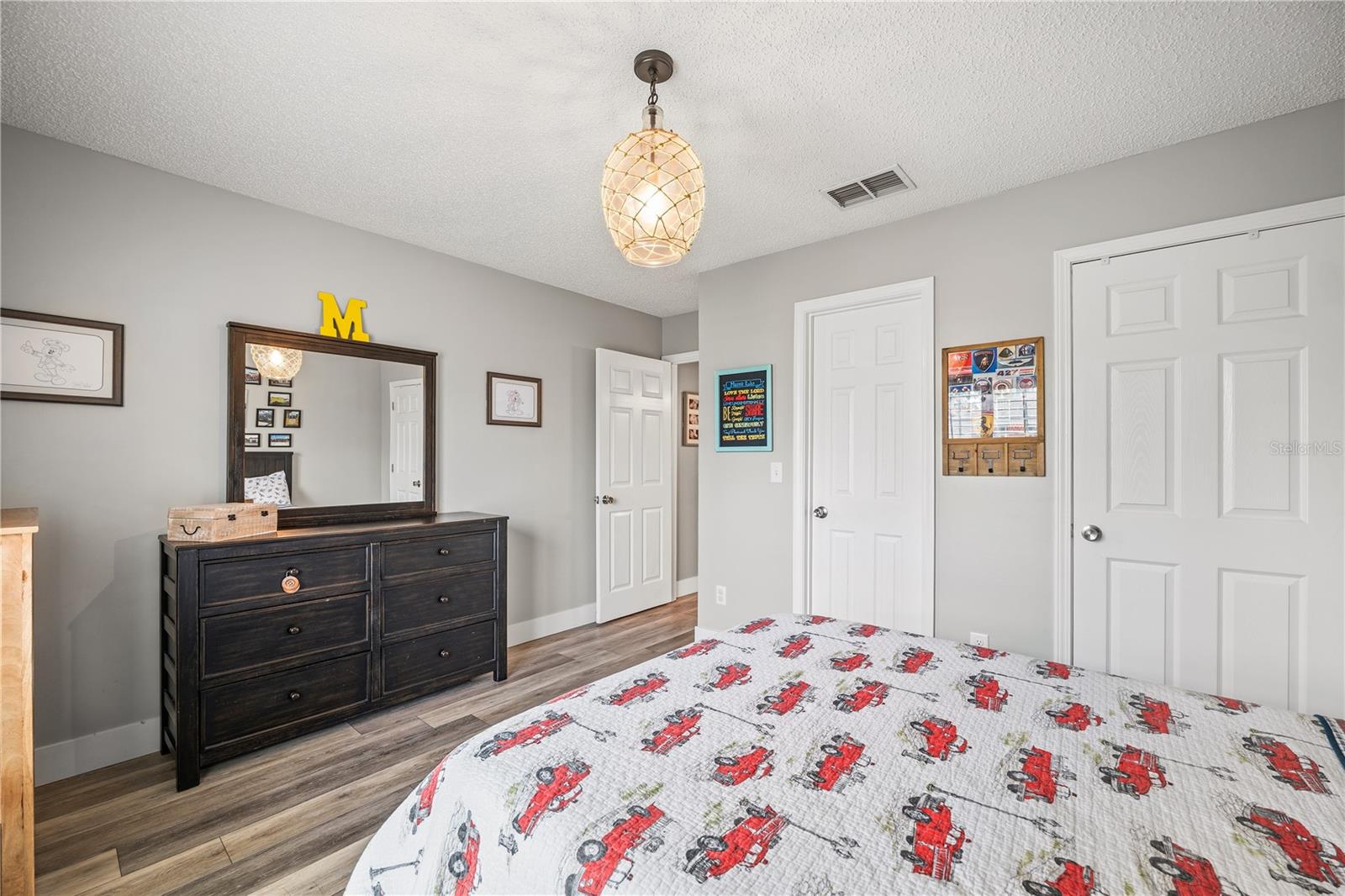 VILLAGES/FIRESIDE - Residential