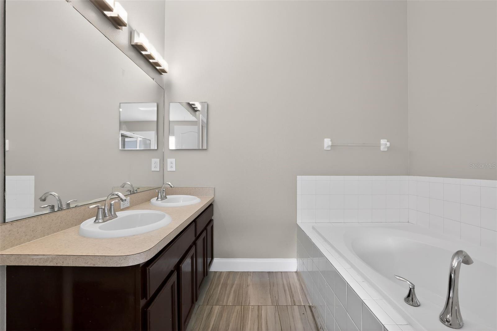 CYPRESS CRK PH 3 - Residential