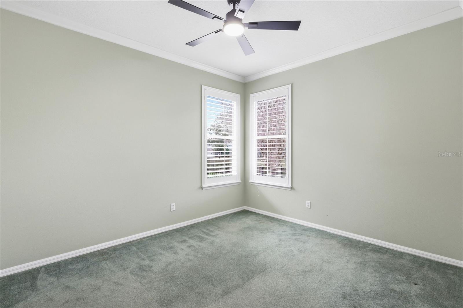 ADMIRAL POINTE - Residential