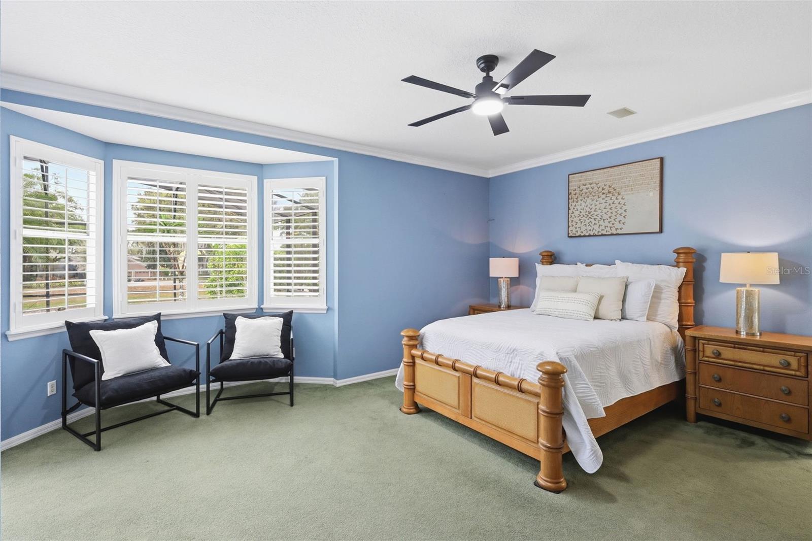 ADMIRAL POINTE - Residential