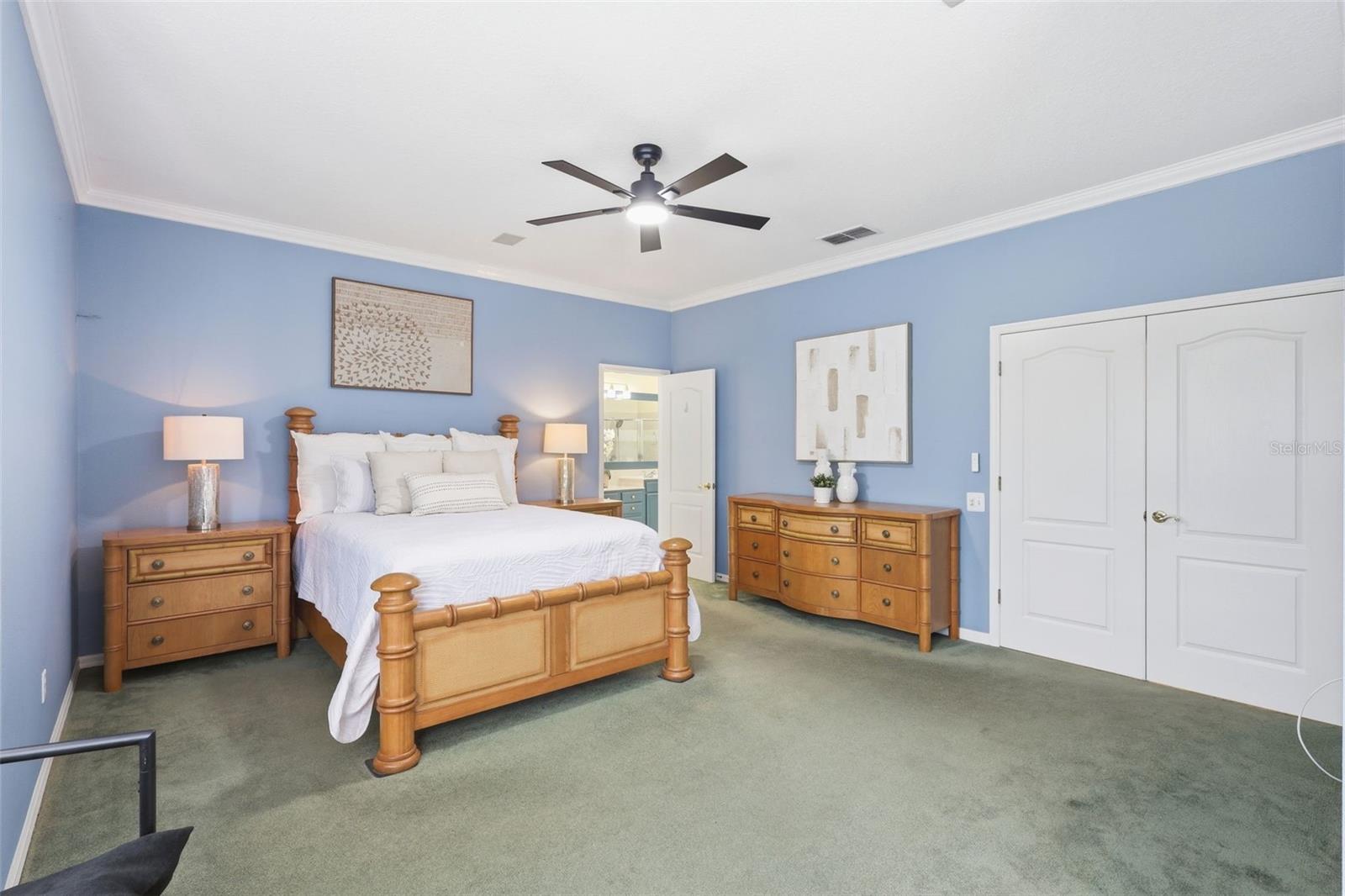 ADMIRAL POINTE - Residential