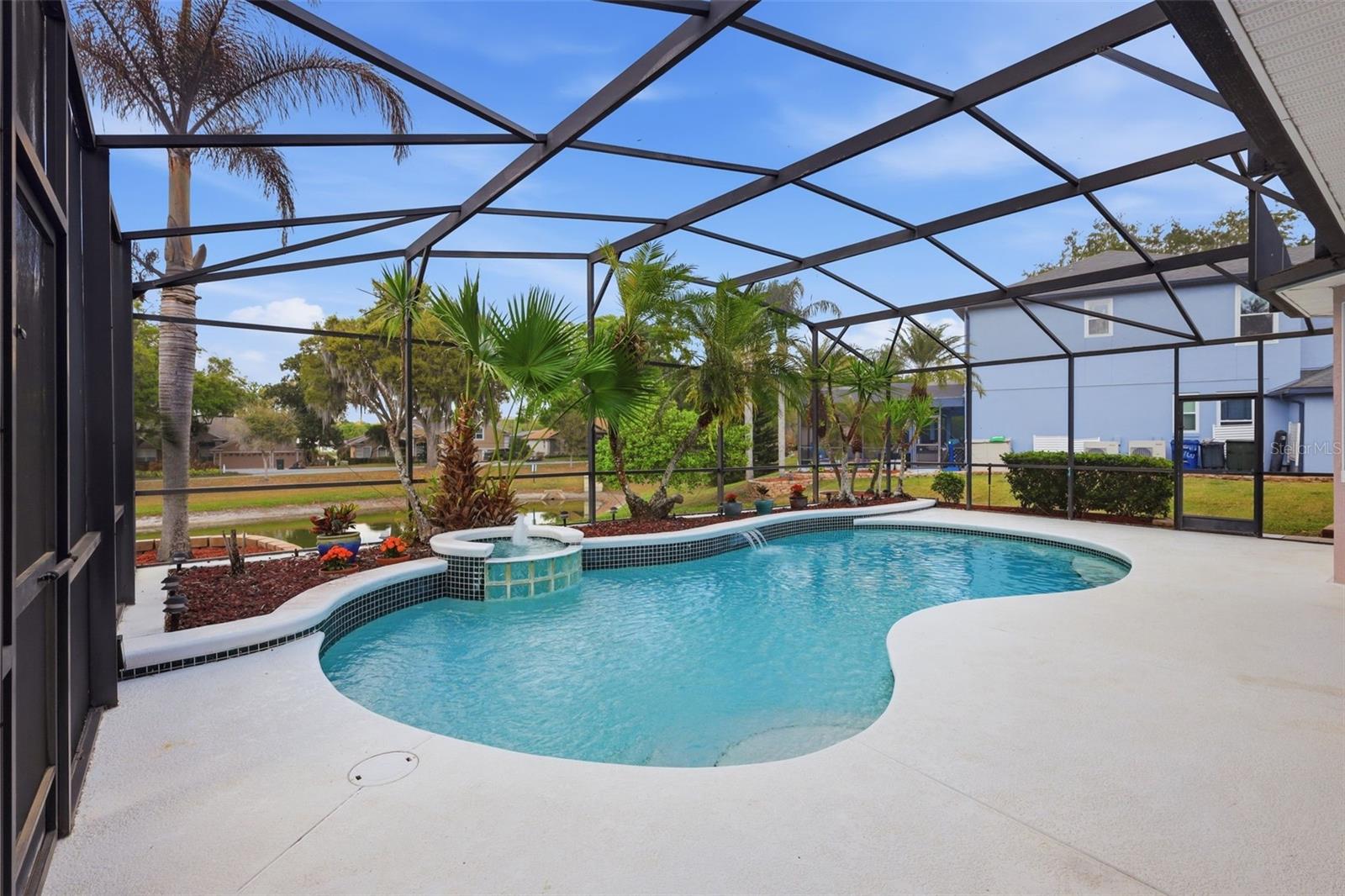 ADMIRAL POINTE - Residential