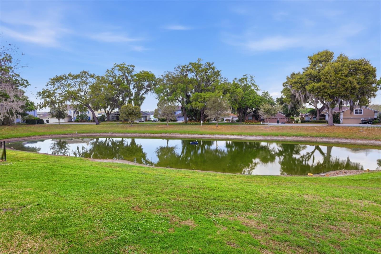 ADMIRAL POINTE - Residential