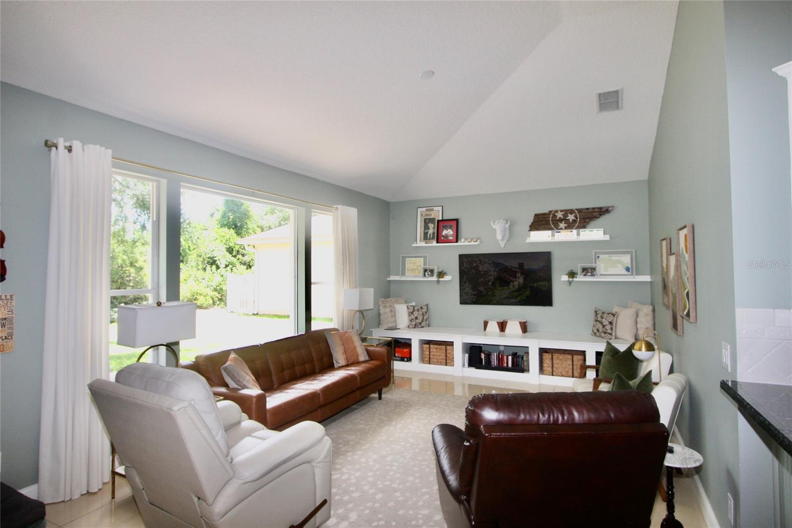 MT DORA COUNTRY CLUB MT DORA PH 02-6 - Residential