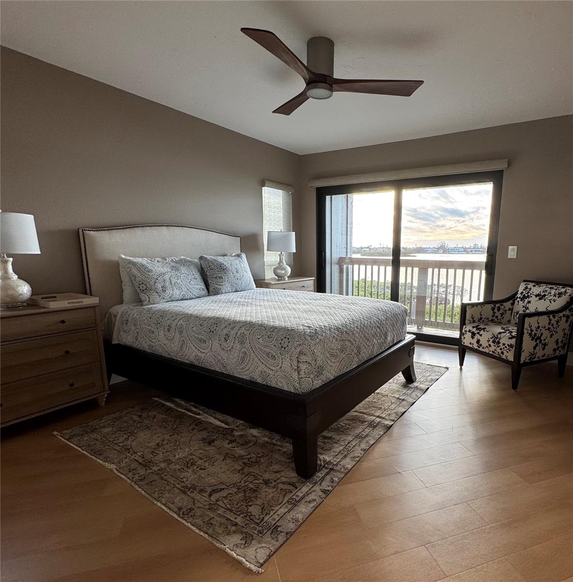 LANDINGS TREEHOUSE - Residential Lease