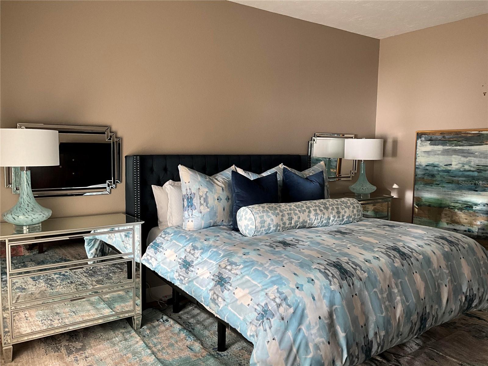 LANDINGS TREEHOUSE - Residential Lease