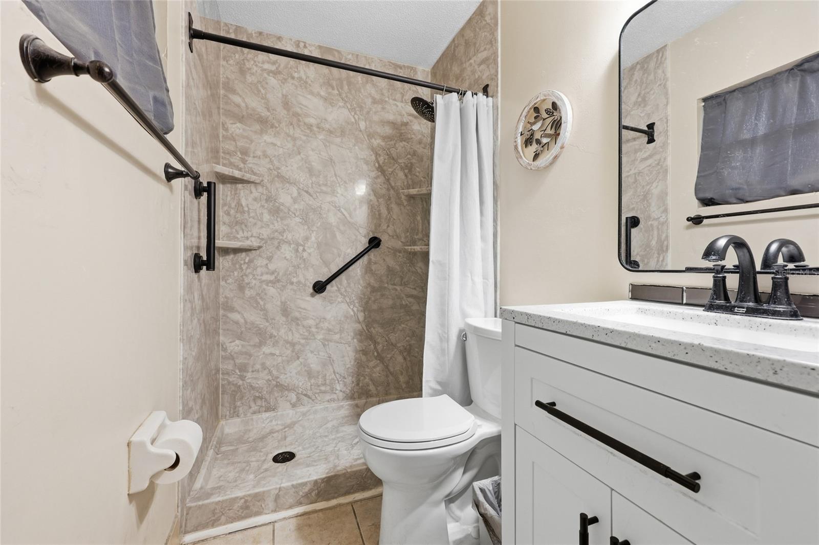 NORTHWOOD OAKS - Residential