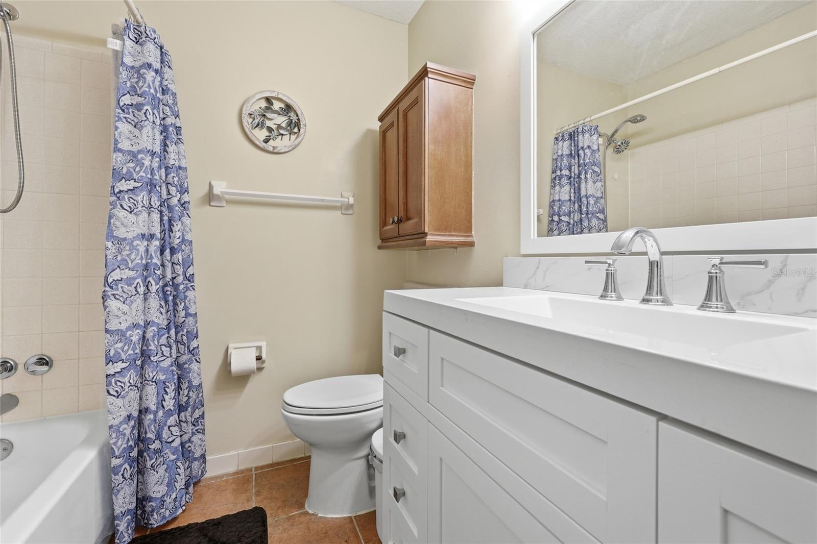 NORTHWOOD OAKS - Residential