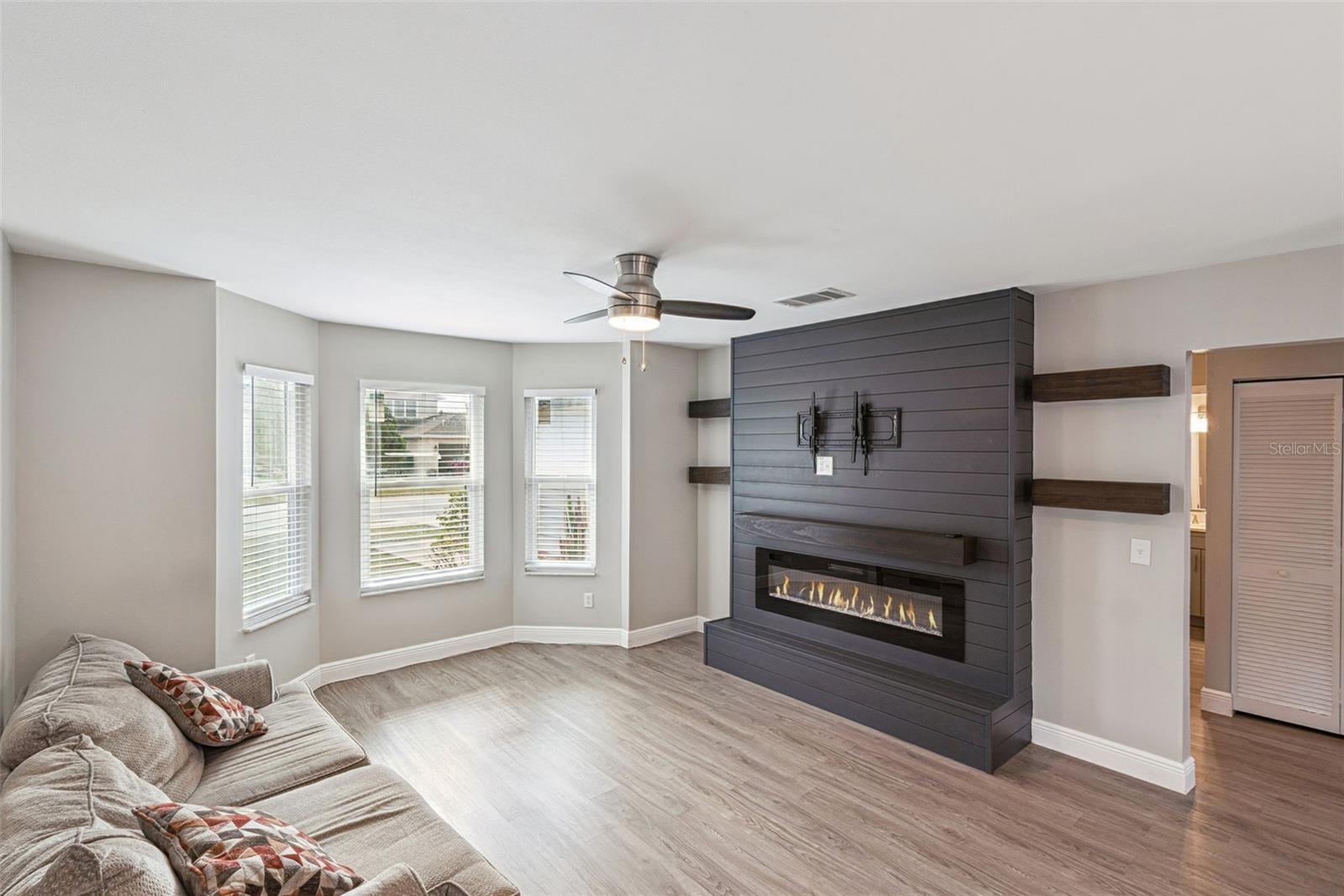 MEADOW WOODS VILLAGE 07 PH 01 - Residential