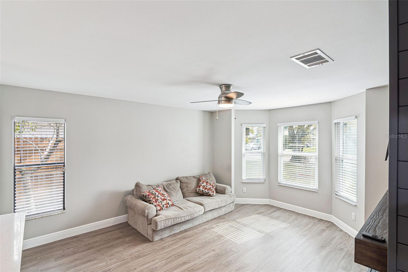 MEADOW WOODS VILLAGE 07 PH 01 - Residential