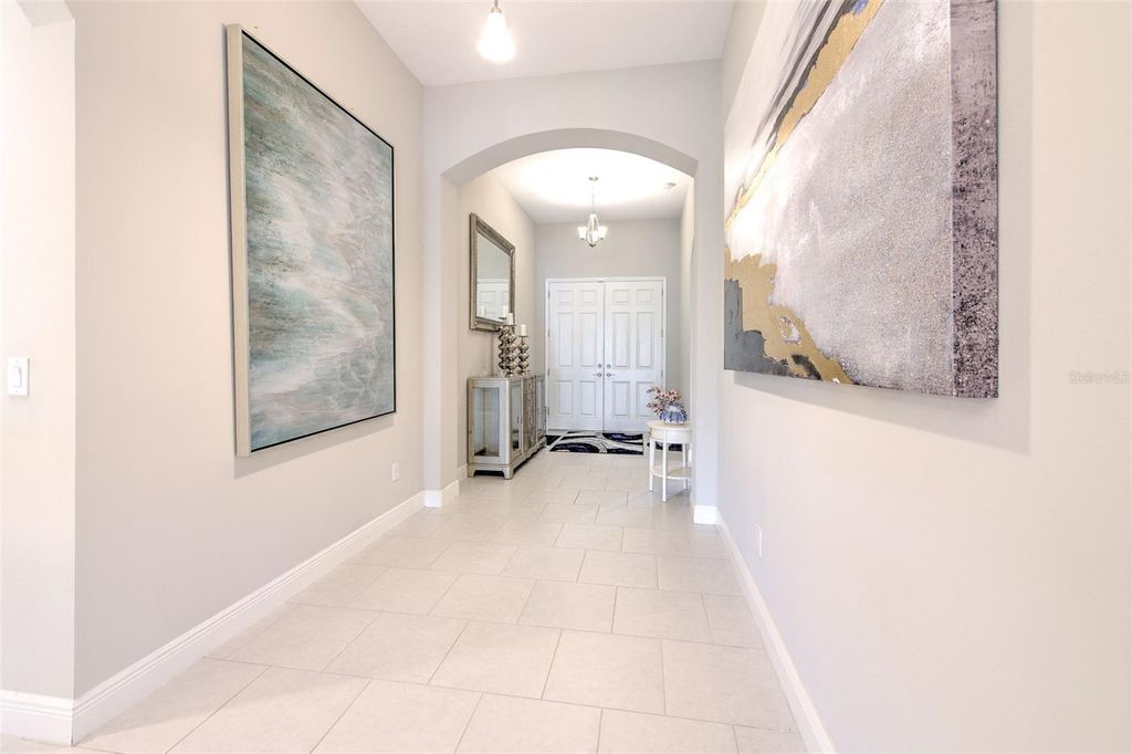 Photo of 7401 Paradiso Drive, Apollo Beach, FL 33572 (MLS # TB8409129)