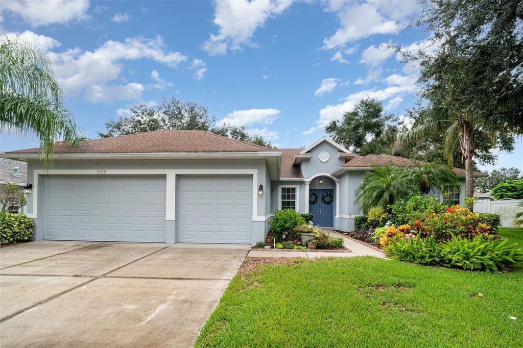 Photo of 8920 Aberdeen Creek Circle, Riverview, FL 33569 (MLS # TB8427960)