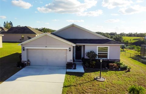 A home in LAKE WALES