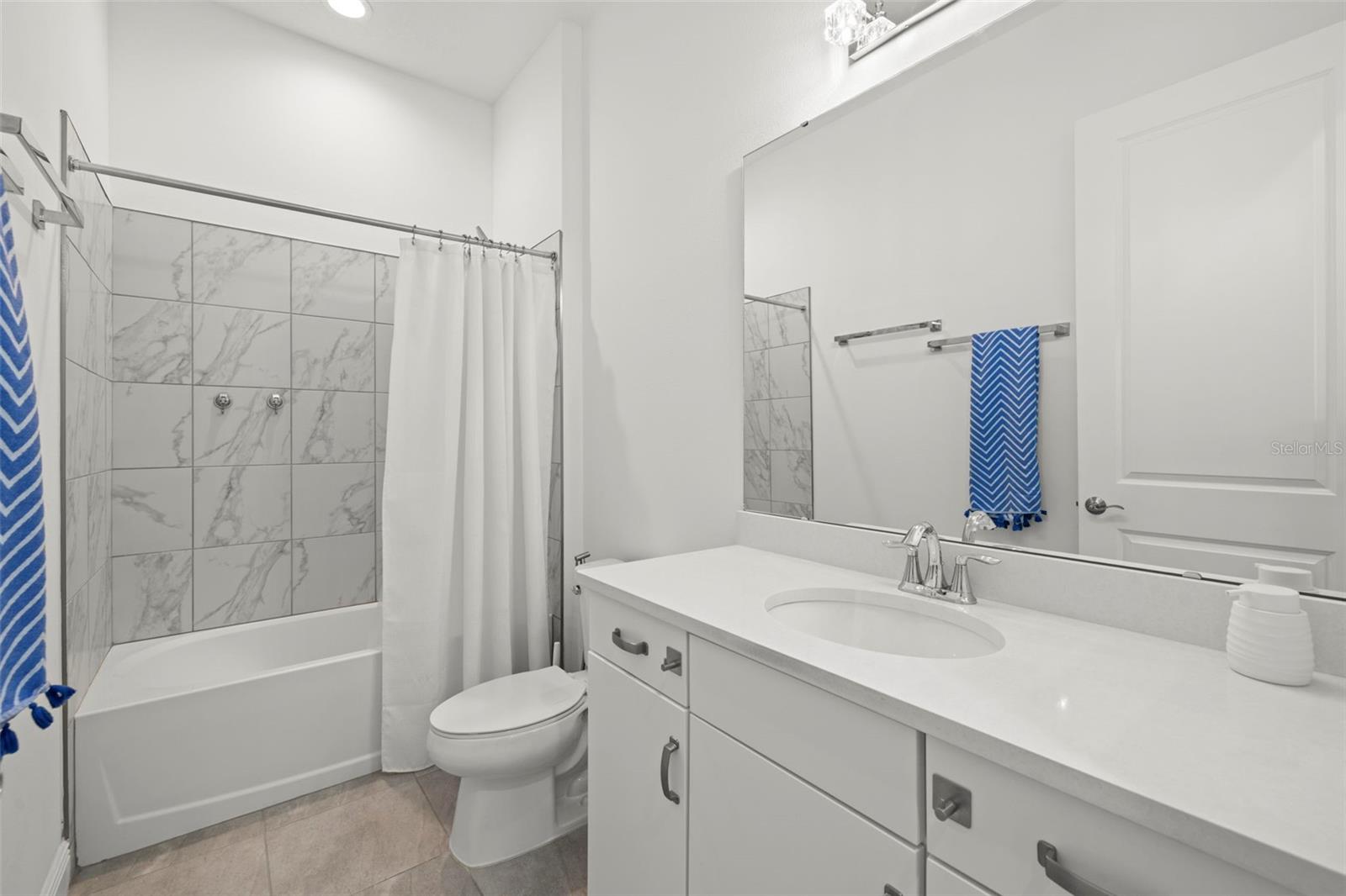 LA PALOMA VILLAGE PH 3B UN 2 - Residential