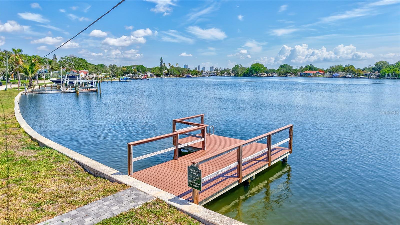 BAYOU BONITA - Residential Lease