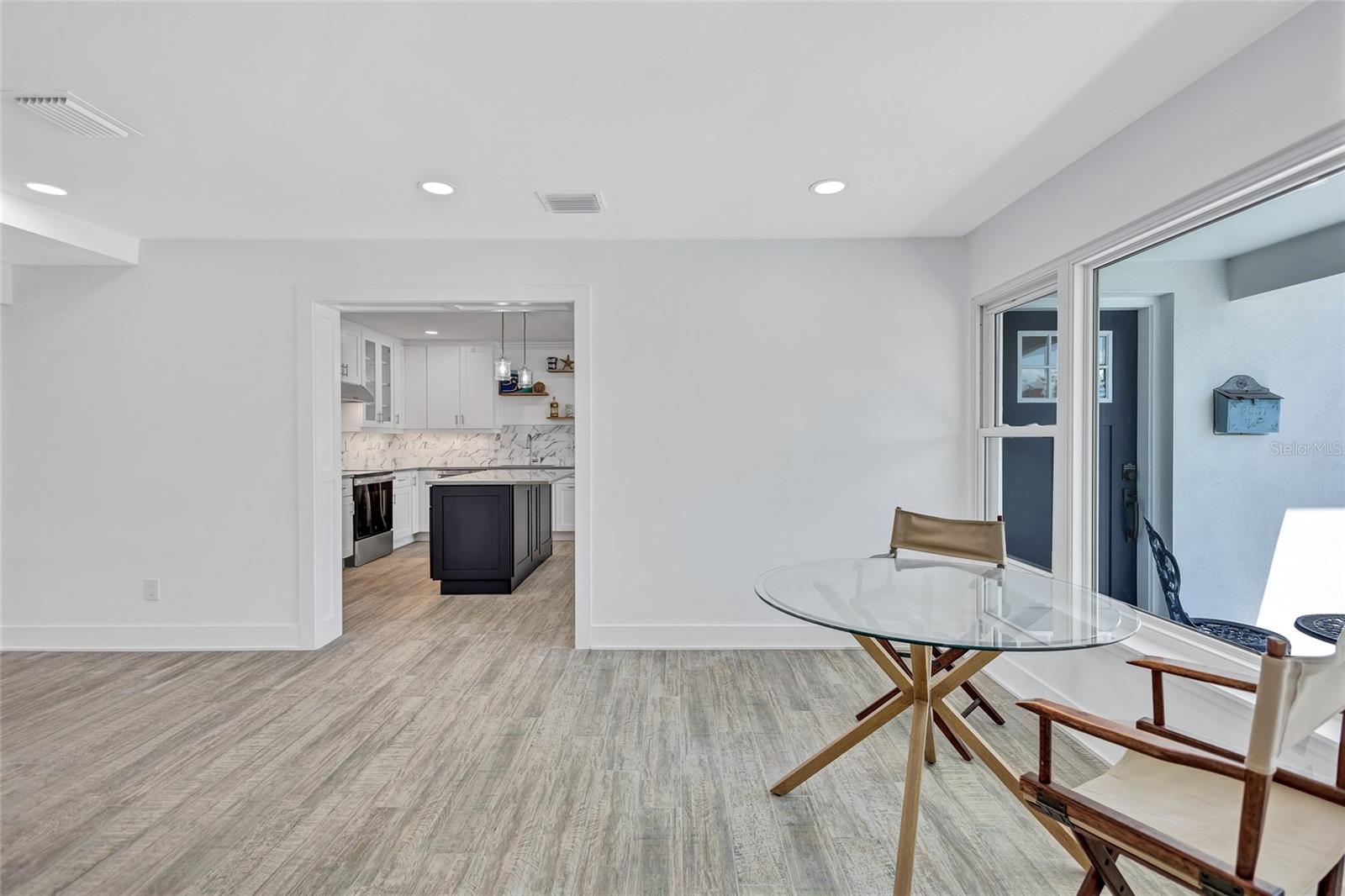 BAYOU BONITA - Residential Lease