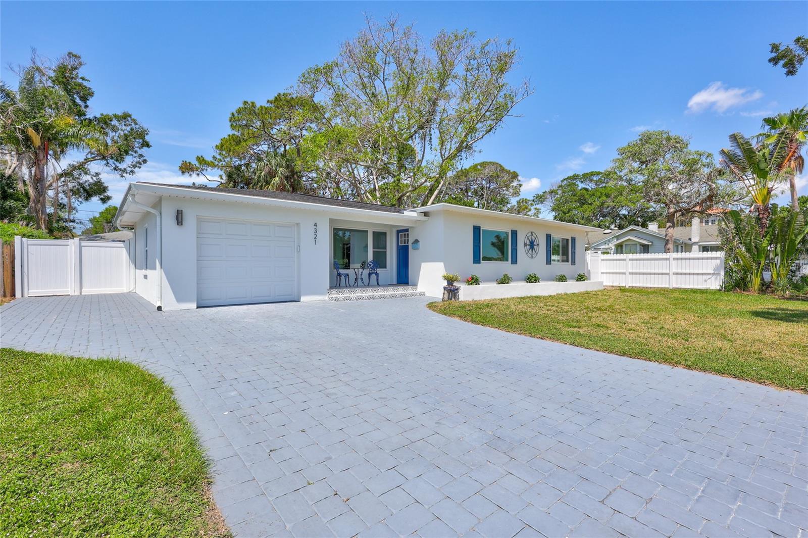 BAYOU BONITA - Residential Lease