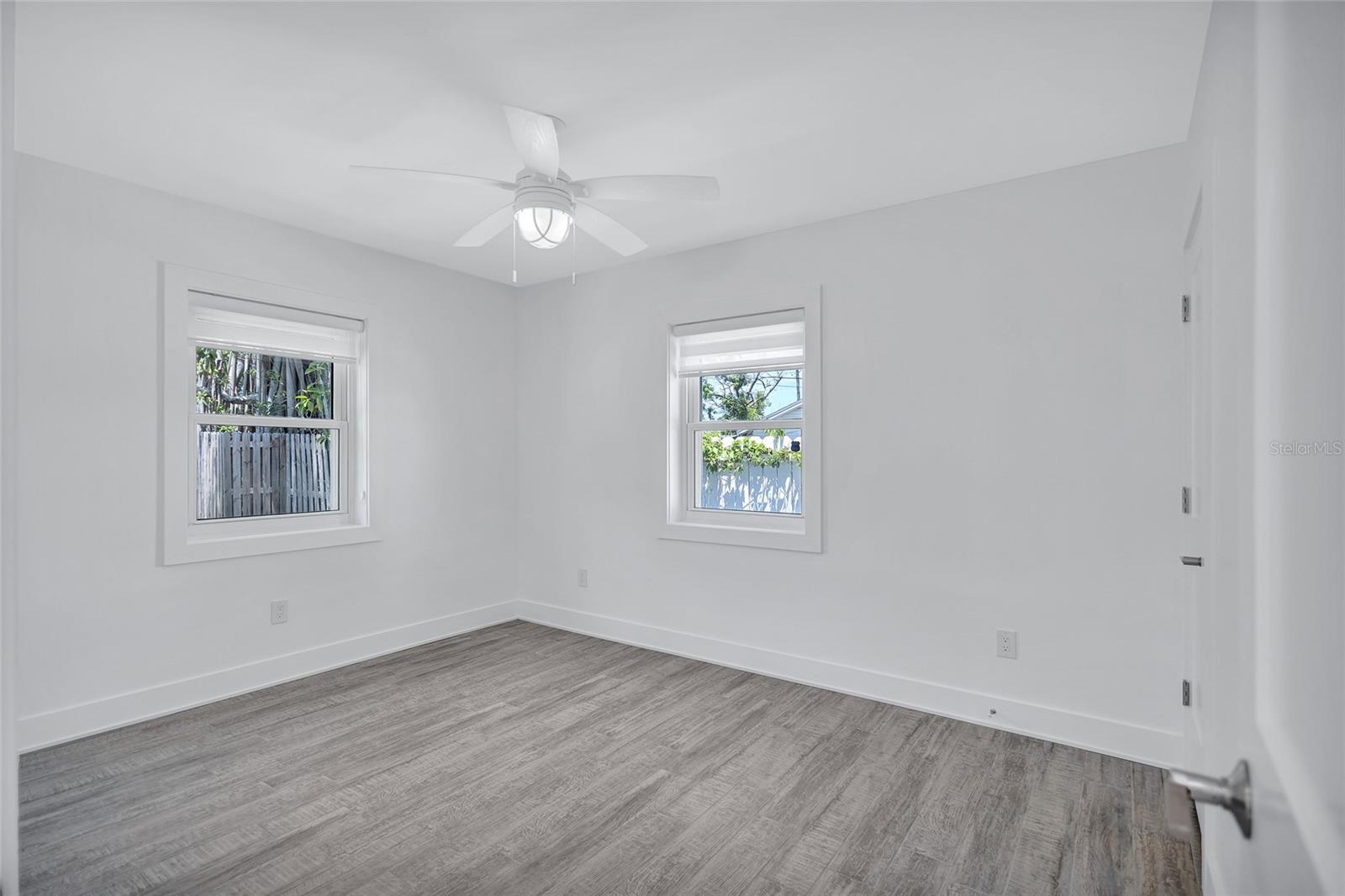 BAYOU BONITA - Residential Lease