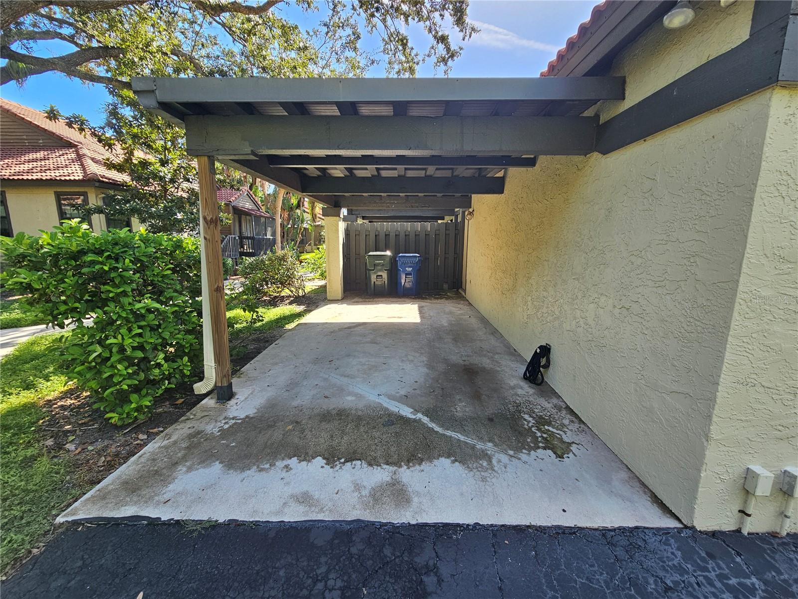 LAKES OF SARASOTA I - Residential Lease