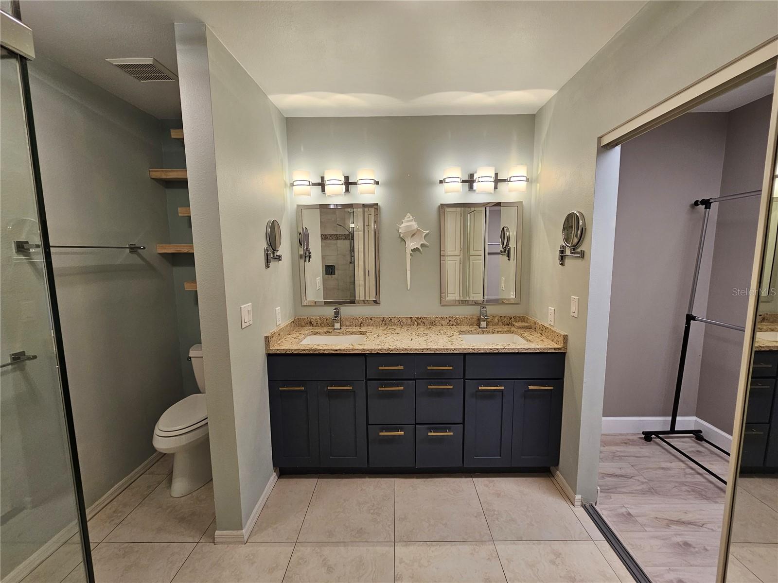 LAKES OF SARASOTA I - Residential Lease