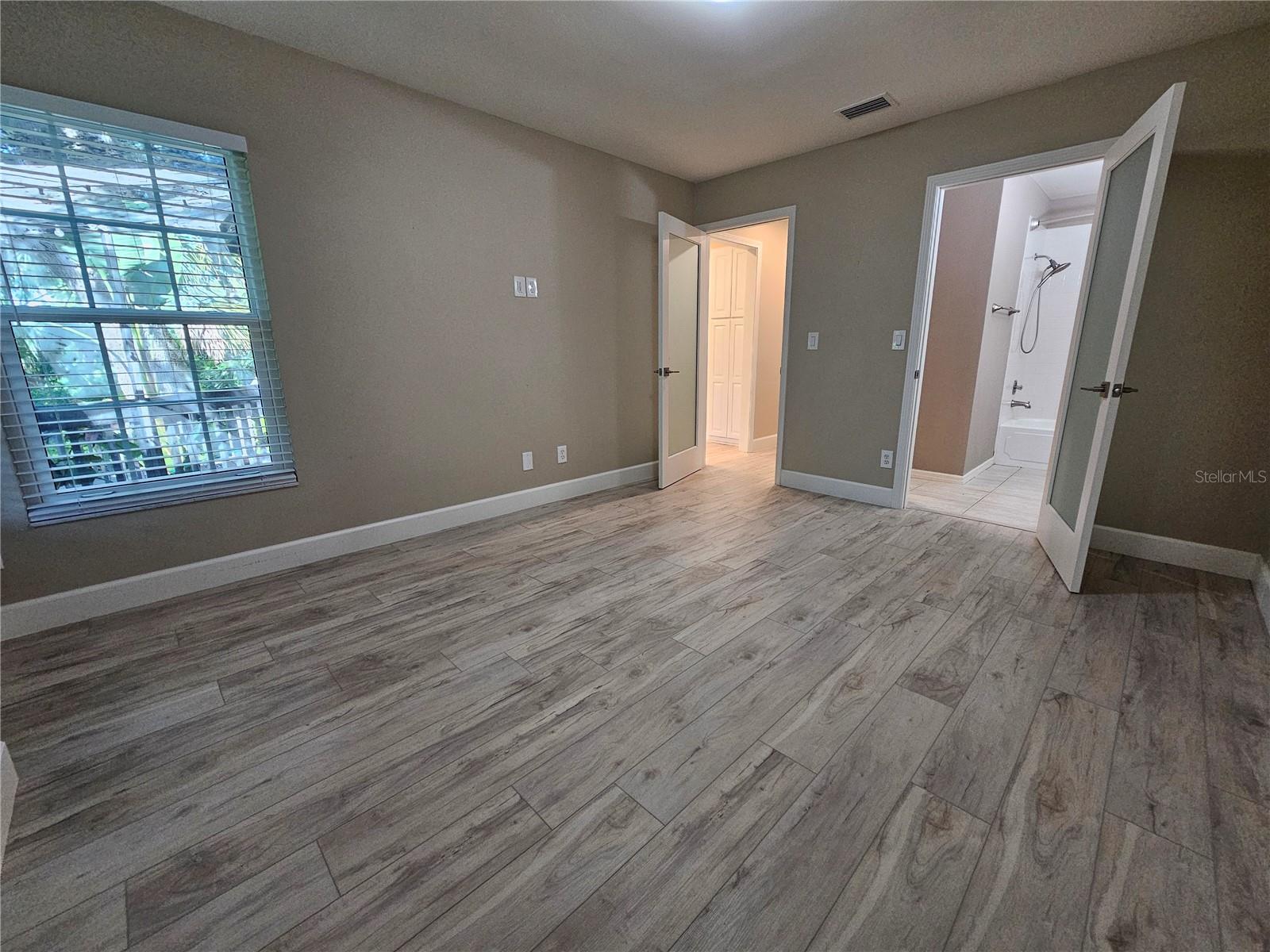 LAKES OF SARASOTA I - Residential Lease