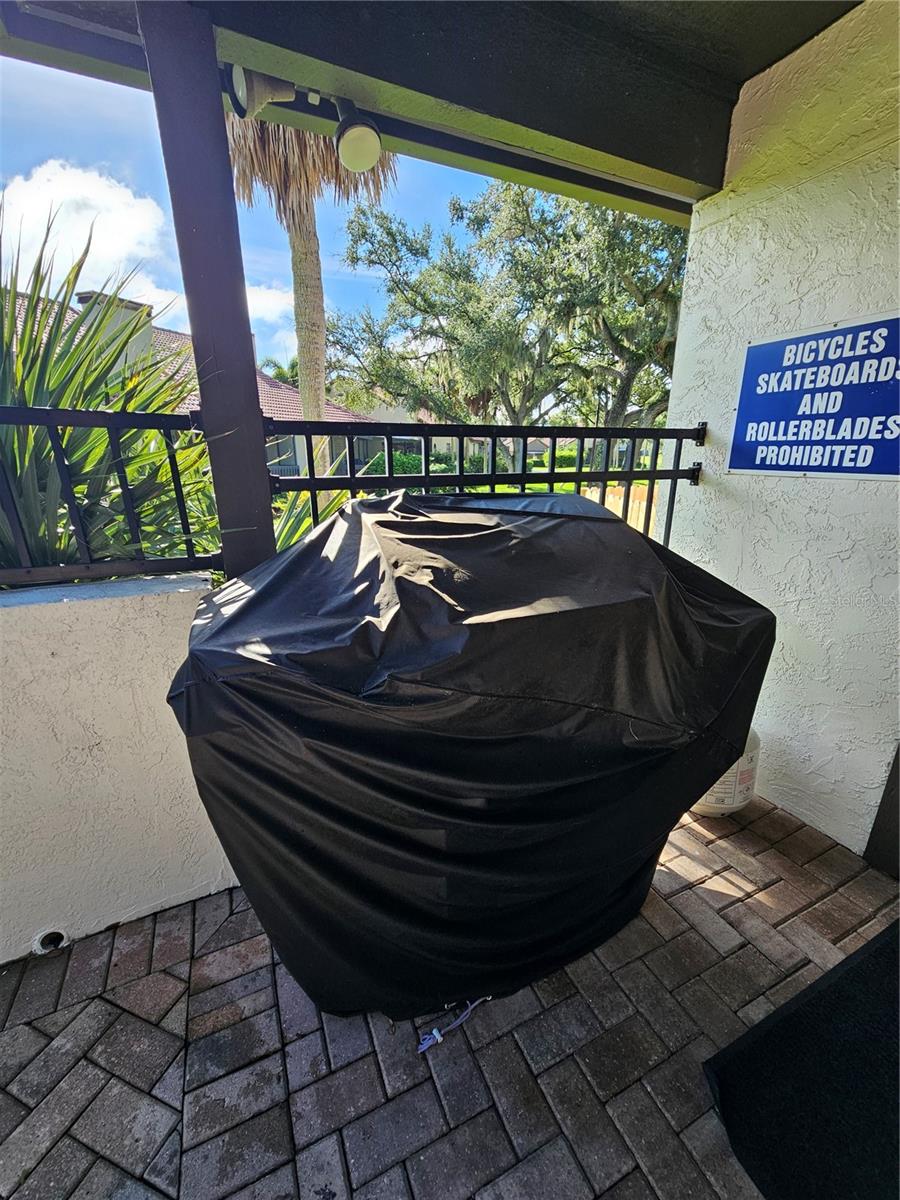 LAKES OF SARASOTA I - Residential Lease