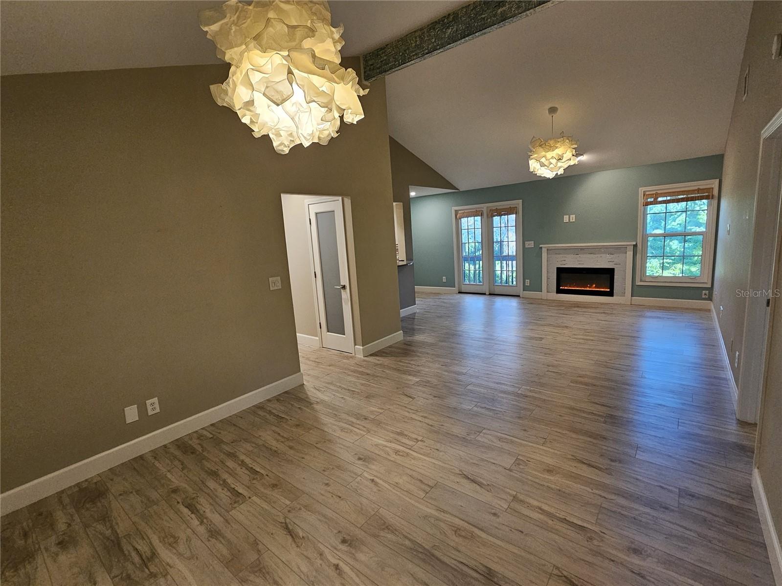 LAKES OF SARASOTA I - Residential Lease