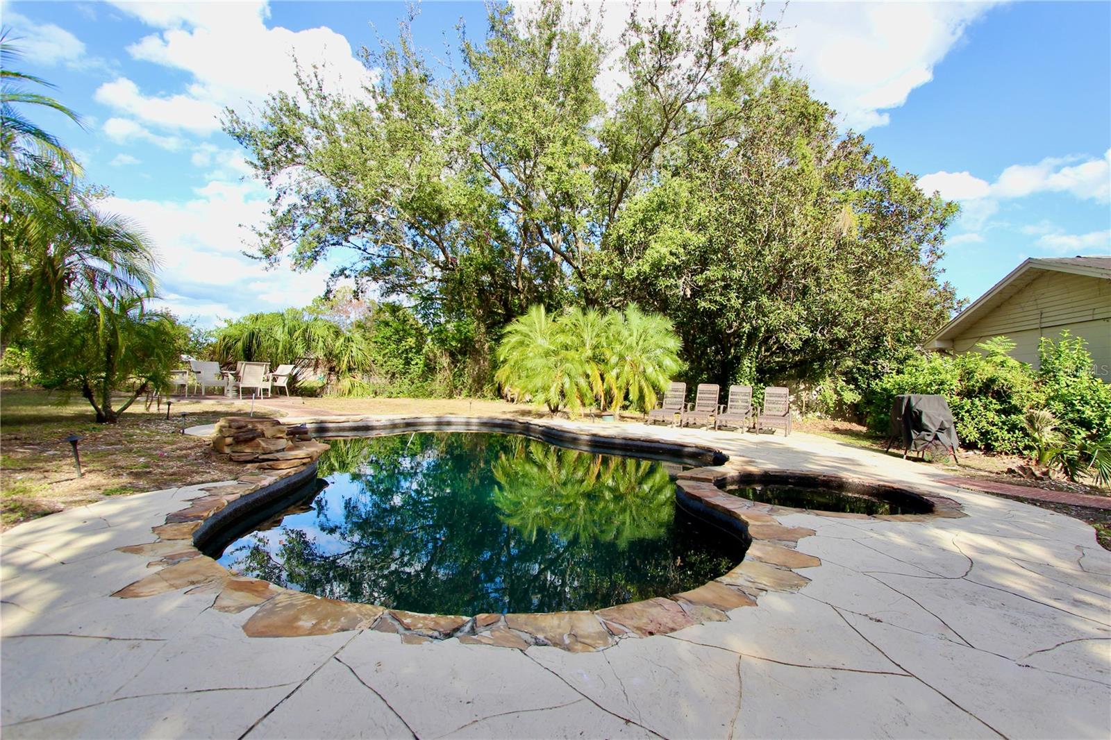 BEL AIRE PINES - Residential