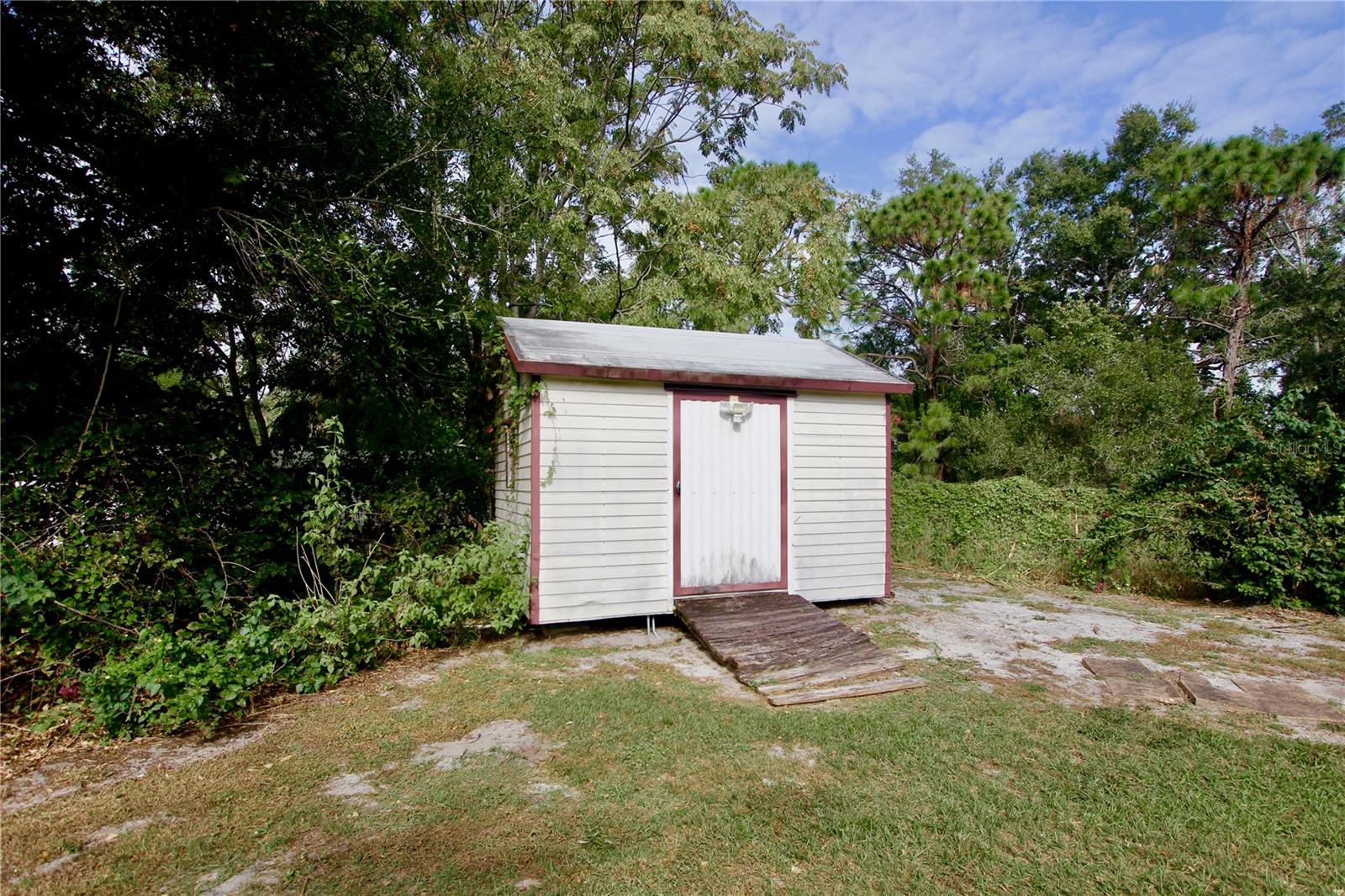 BEL AIRE PINES - Residential