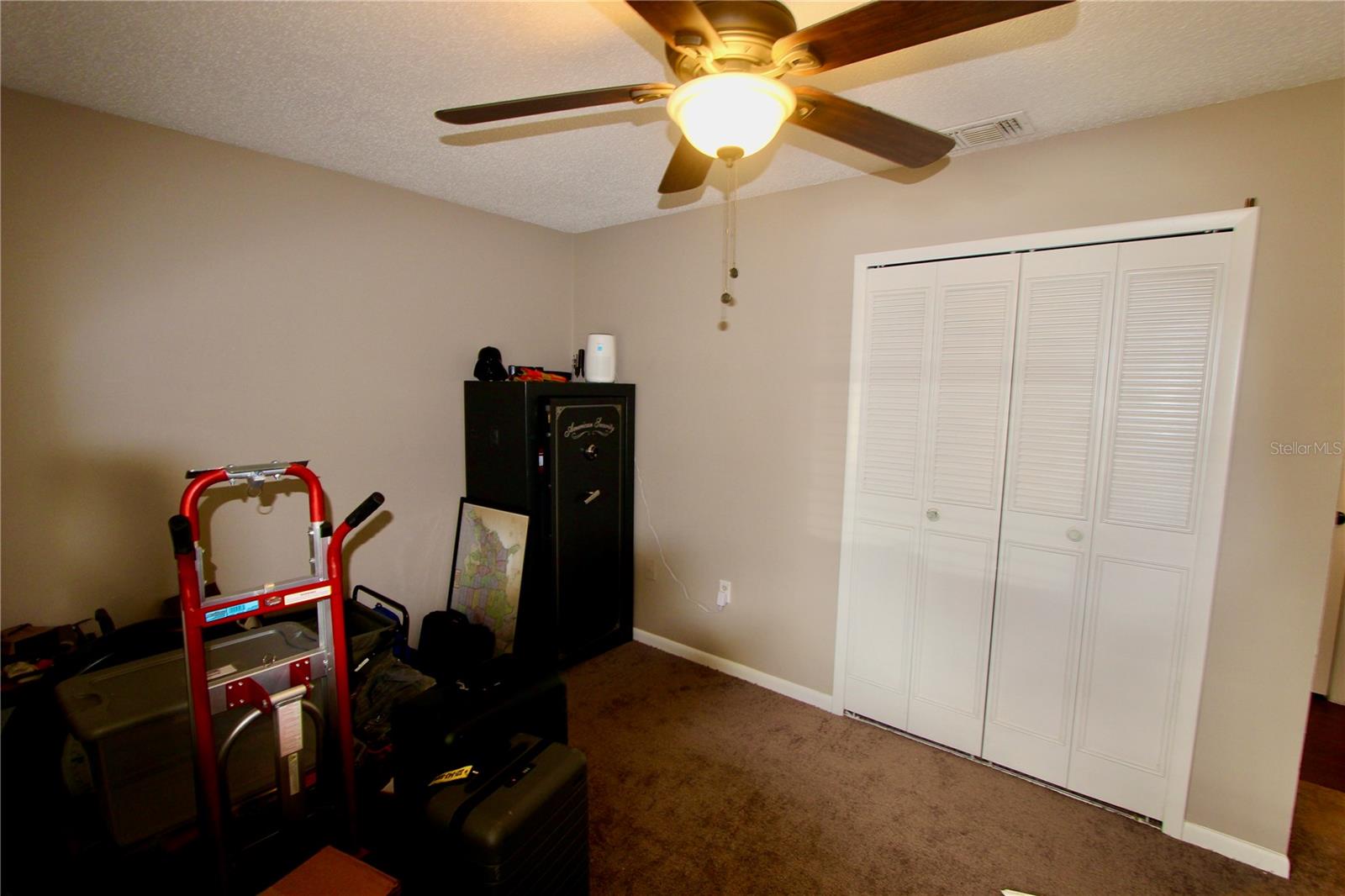 BEL AIRE PINES - Residential