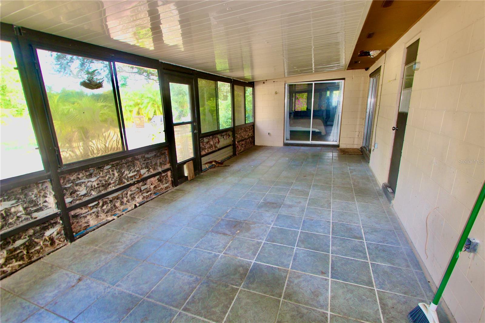 BEL AIRE PINES - Residential