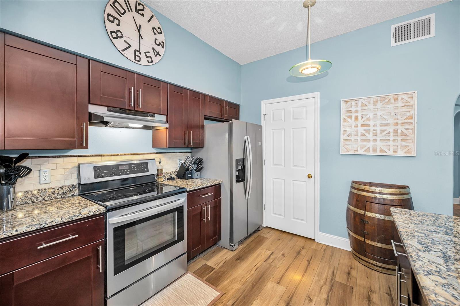 ENCLAVE PH 02 - Residential