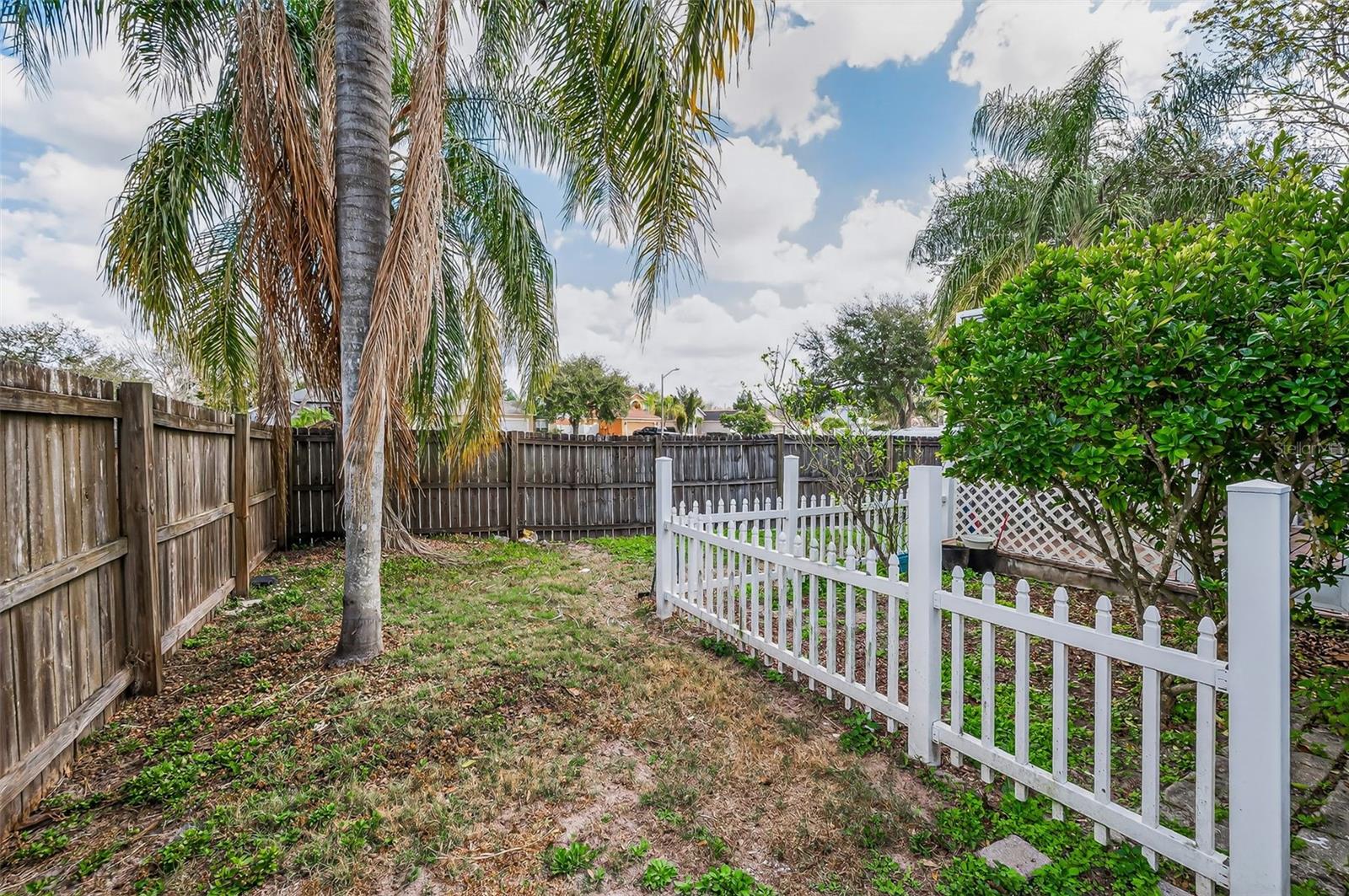 ENCLAVE PH 02 - Residential