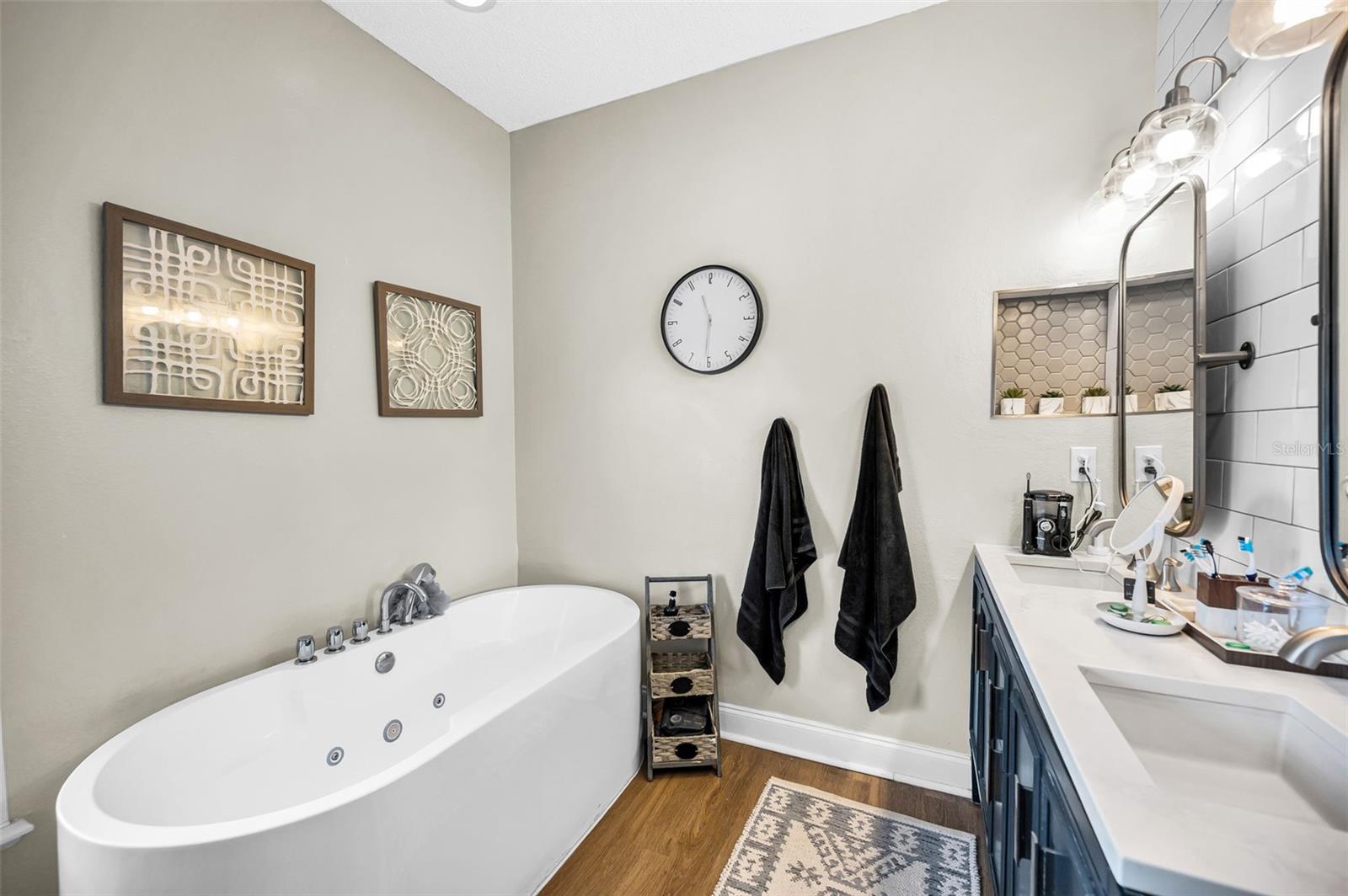 ENCLAVE PH 02 - Residential