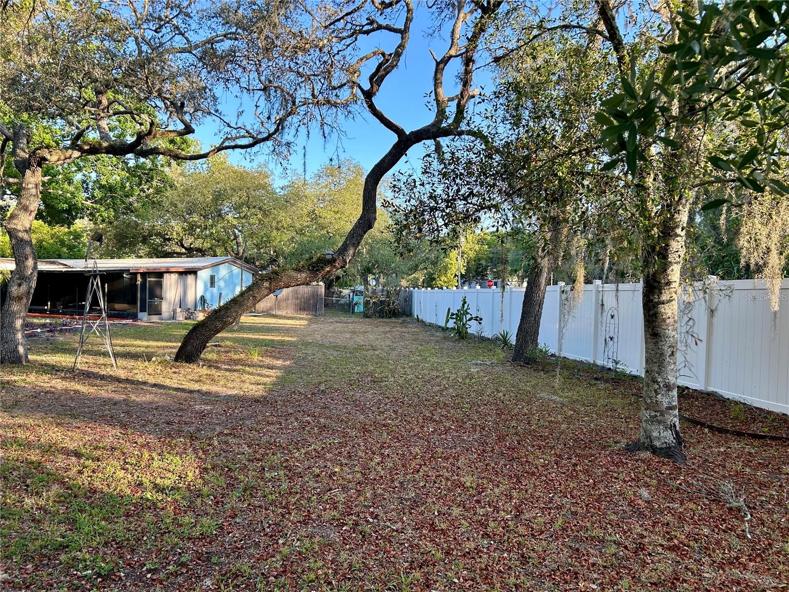 MOON LAKE ESTATES - Residential