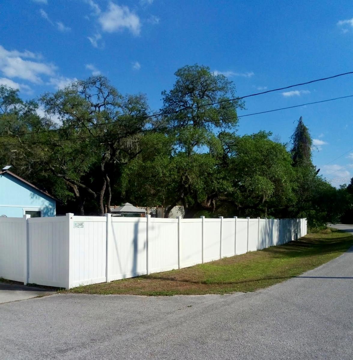 MOON LAKE ESTATES - Residential