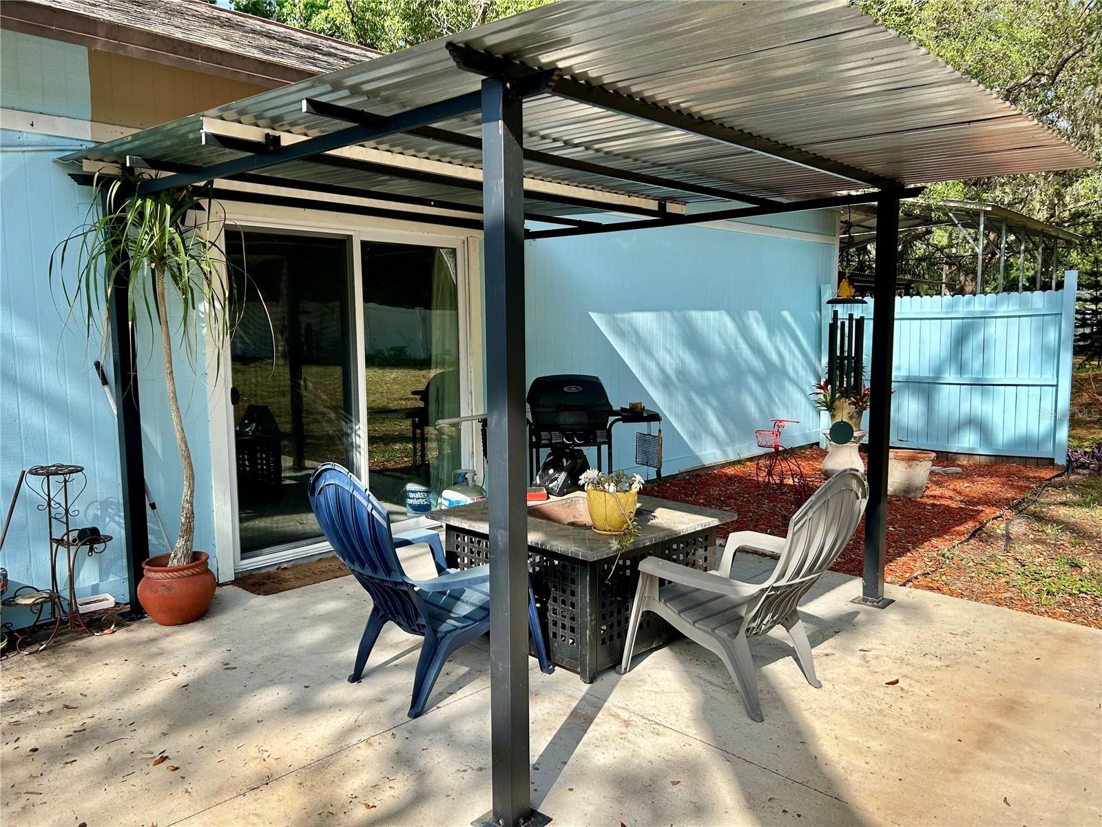 MOON LAKE ESTATES - Residential