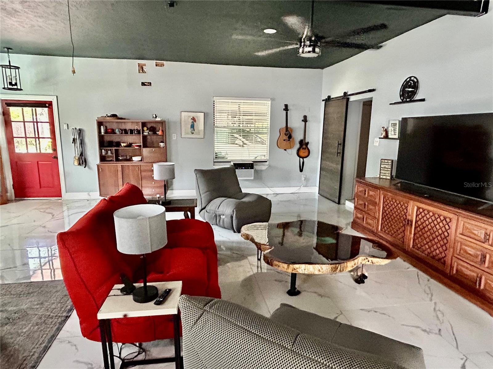 MOON LAKE ESTATES - Residential